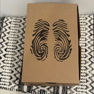 CROCS Yellow Sneakers Vibrant Comfortable Footwear